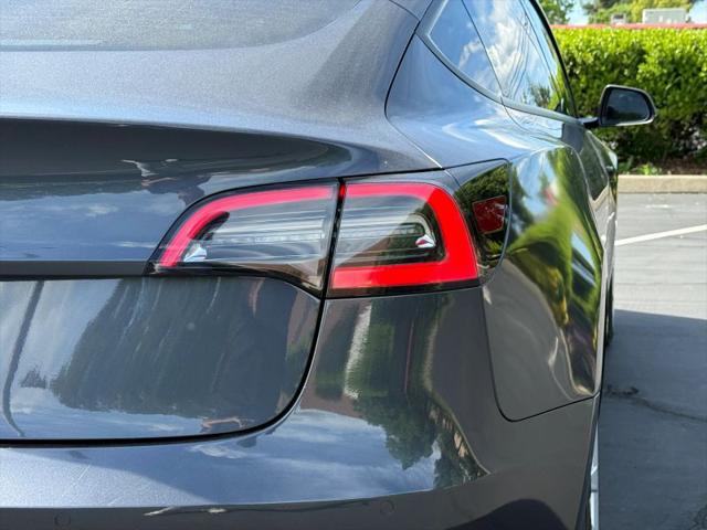 2022 Tesla Model 3 Rear-Wheel Drive
