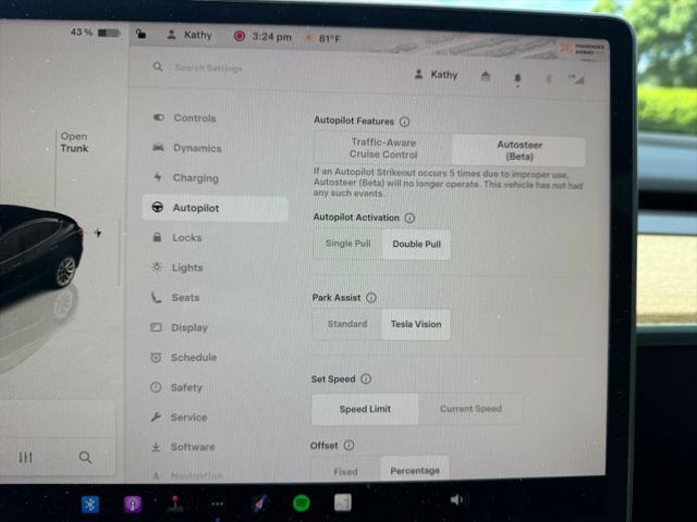 2022 Tesla Model 3 Rear-Wheel Drive