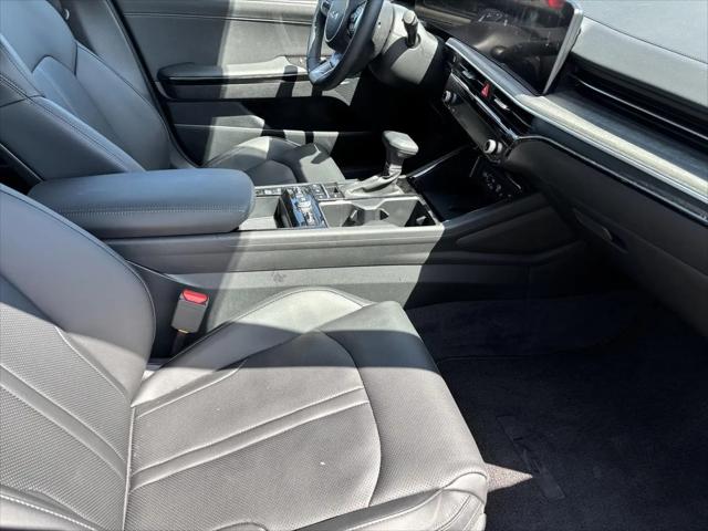 2025 Kia K5 EX