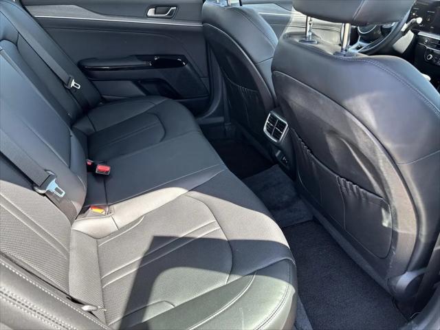 2025 Kia K5 EX