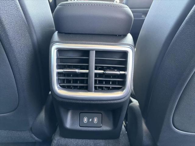 2025 Kia K5 EX