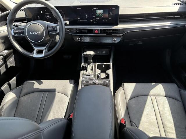 2025 Kia K5 EX