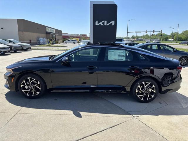 2025 Kia K5 EX