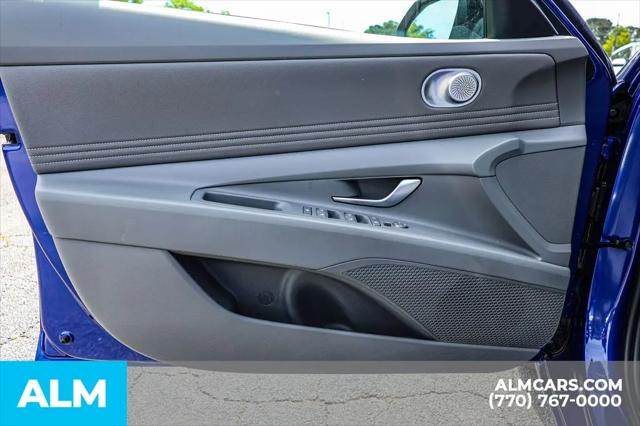 2025 Hyundai Elantra SEL Sport