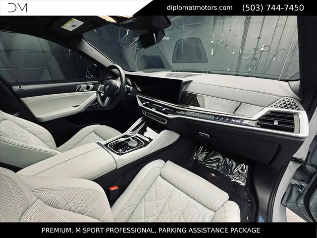 2025 BMW X6 xDrive40i