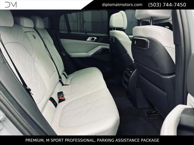 2025 BMW X6 xDrive40i