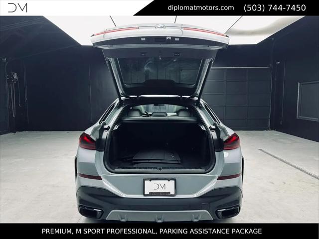 2025 BMW X6 xDrive40i