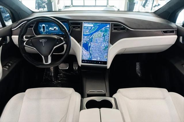 2016 Tesla Model X P90D