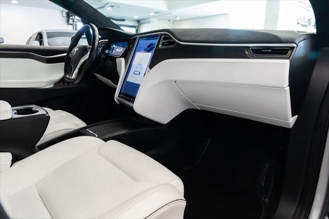 2016 Tesla Model X P90D