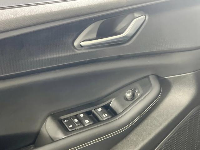 2023 Jeep Grand Cherokee L Laredo 4x4