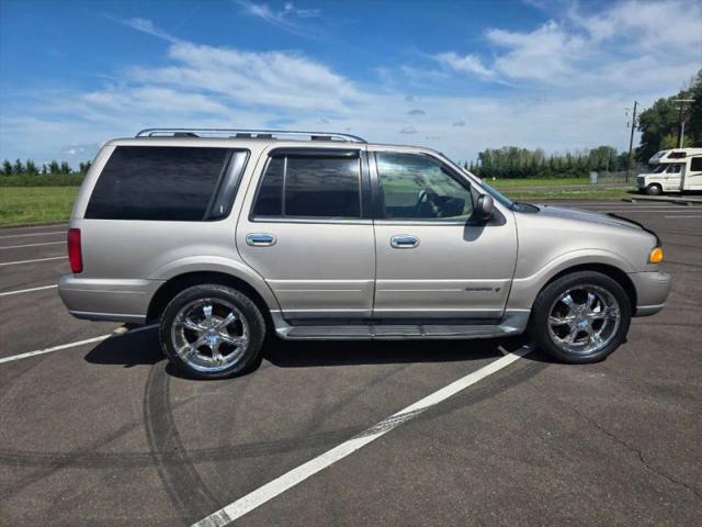 2000 Lincoln Navigator Base