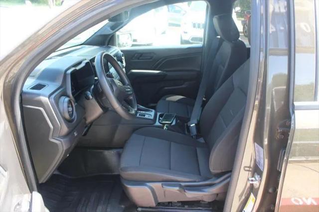 2023 Chevrolet Colorado 2WD Crew Cab Short Box WT