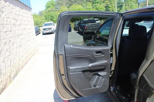 2023 Chevrolet Colorado 2WD Crew Cab Short Box WT
