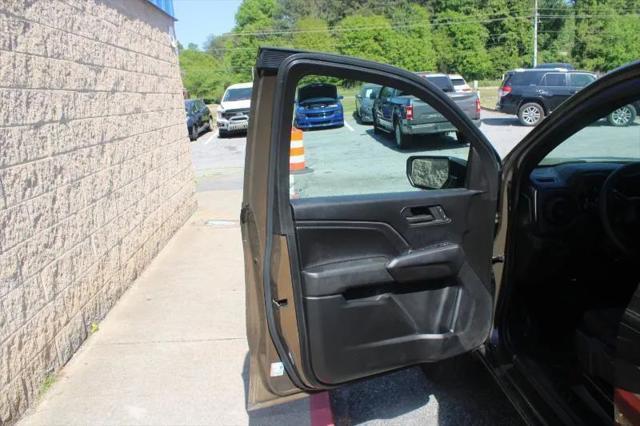 2023 Chevrolet Colorado 2WD Crew Cab Short Box WT