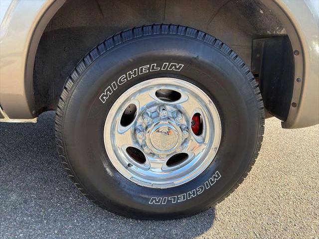 2002 Ford Excursion XLT
