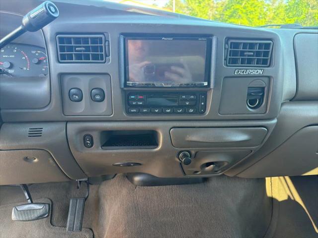 2002 Ford Excursion XLT
