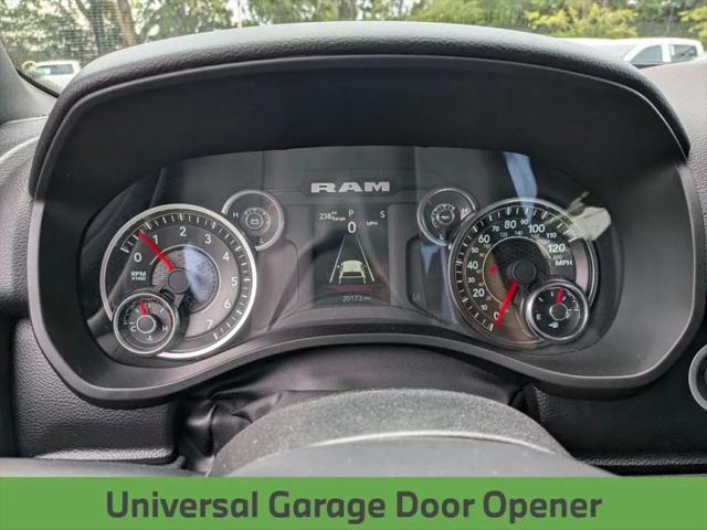 2025 Ram 1500 Big Horn Crew Cab 4x4 5'7" Box