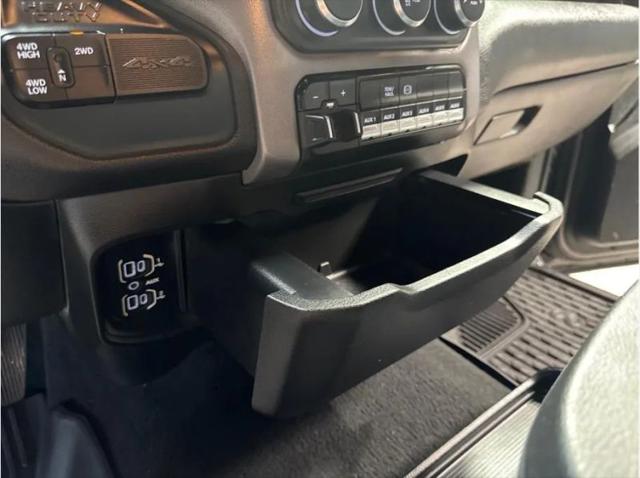2022 Ram 2500 Big Horn Crew Cab 4x4 6'4" Box