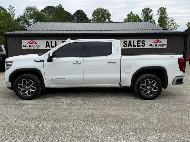 2022 GMC Sierra 1500 4WD Crew Cab Short Box SLT