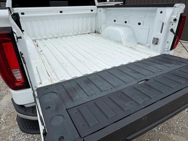 2022 GMC Sierra 1500 4WD Crew Cab Short Box SLT
