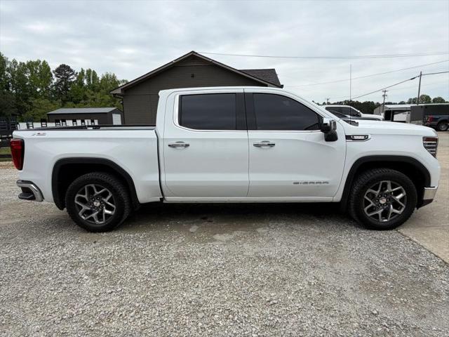 2022 GMC Sierra 1500 4WD Crew Cab Short Box SLT