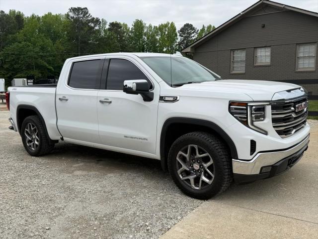 2022 GMC Sierra 1500 4WD Crew Cab Short Box SLT