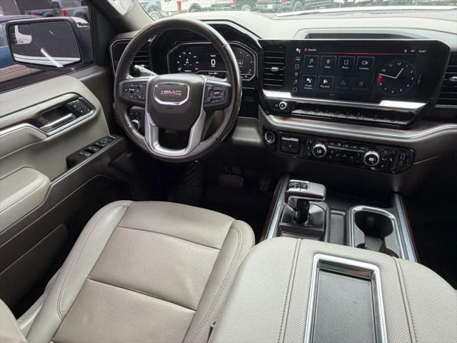2022 GMC Sierra 1500 4WD Crew Cab Short Box SLT