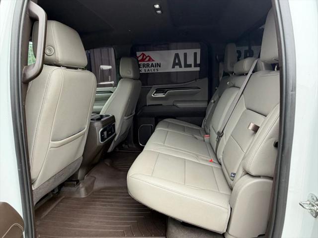 2022 GMC Sierra 1500 4WD Crew Cab Short Box SLT