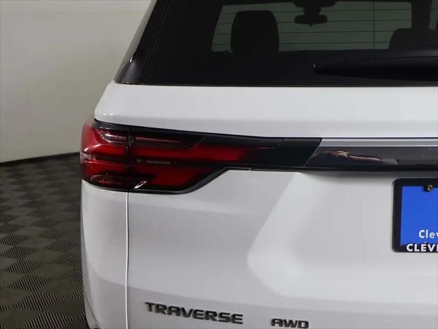 2023 Chevrolet Traverse AWD LT Cloth