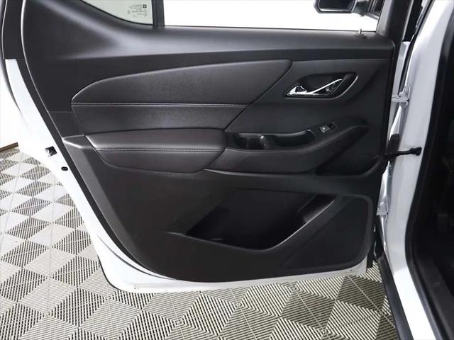 2023 Chevrolet Traverse AWD LT Cloth