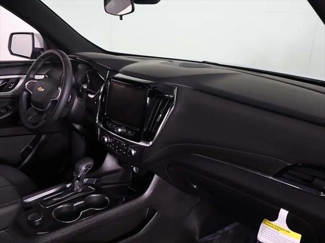 2023 Chevrolet Traverse AWD LT Cloth