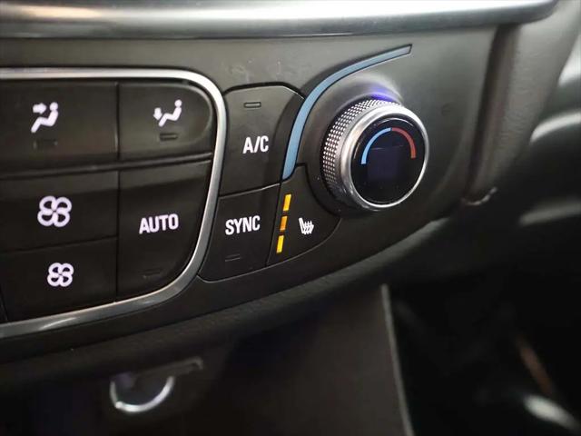 2023 Chevrolet Traverse AWD LT Cloth