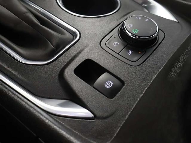 2023 Chevrolet Traverse AWD LT Cloth
