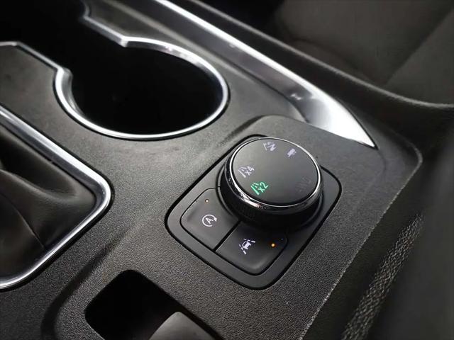 2023 Chevrolet Traverse AWD LT Cloth