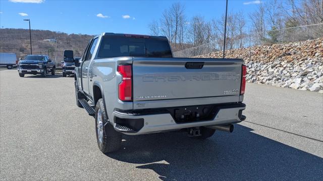 2026 Chevrolet Silverado 2500HD Crew Cab, Standard Bed, High Country, 4WD