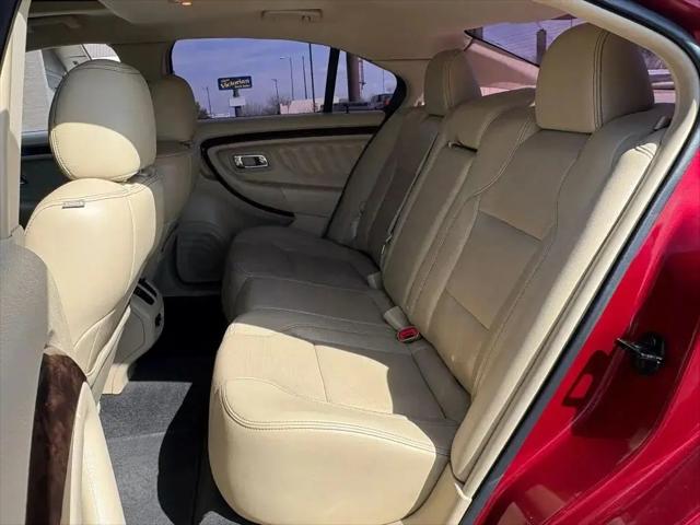 2017 Ford Taurus Limited