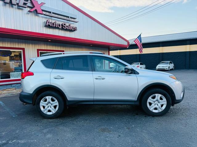 2013 Toyota RAV4 LE