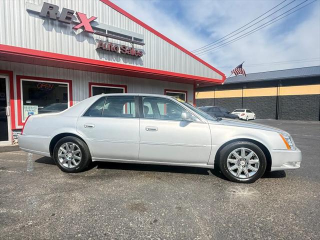 2011 Cadillac DTS Premium Collection