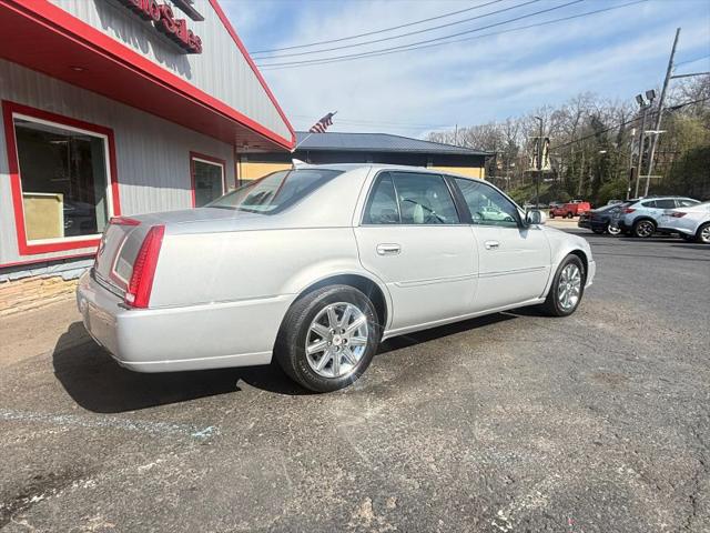 2011 Cadillac DTS Premium Collection