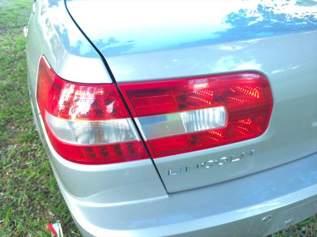 2008 Lincoln MKZ Base