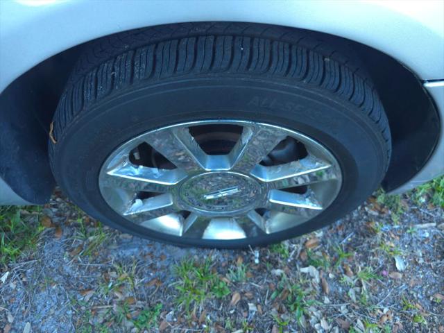 2008 Lincoln MKZ Base
