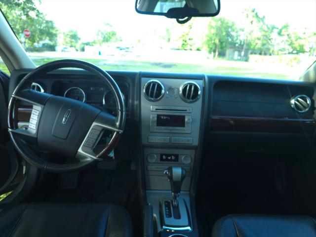 2008 Lincoln MKZ Base