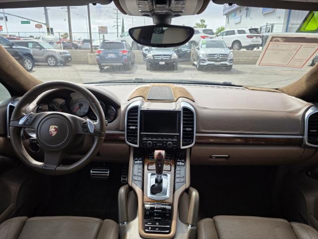 2011 Porsche Cayenne S