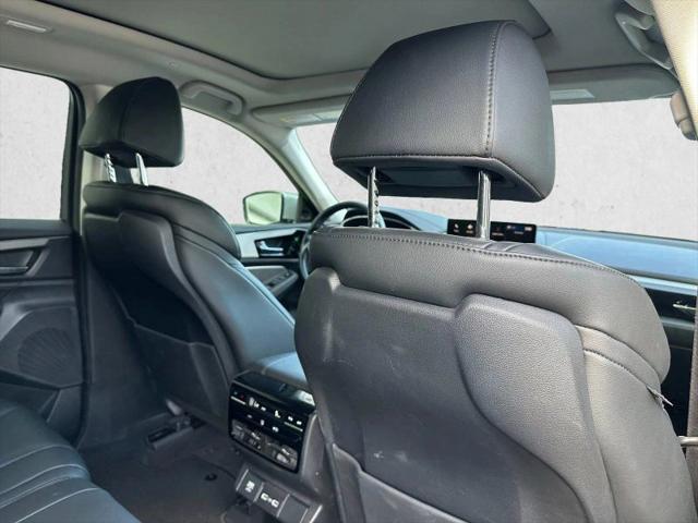 2023 Acura MDX Standard