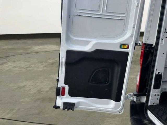 2019 Ford Transit Medium Roof w/Sliding Side Door w/LWB