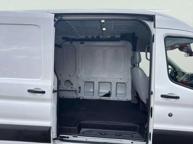 2019 Ford Transit Medium Roof w/Sliding Side Door w/LWB