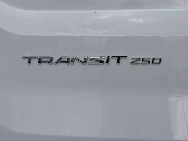 2019 Ford Transit Medium Roof w/Sliding Side Door w/LWB