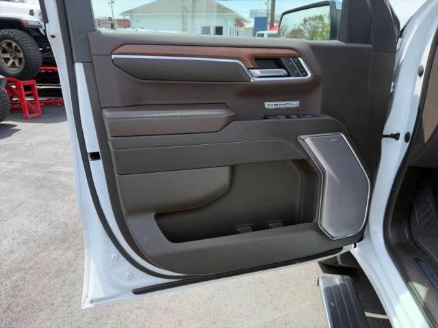 2023 GMC Sierra 1500 4WD Crew Cab Short Box Denali