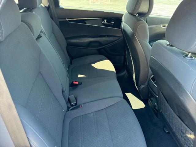 2017 Kia Sorento 3.3L LX
