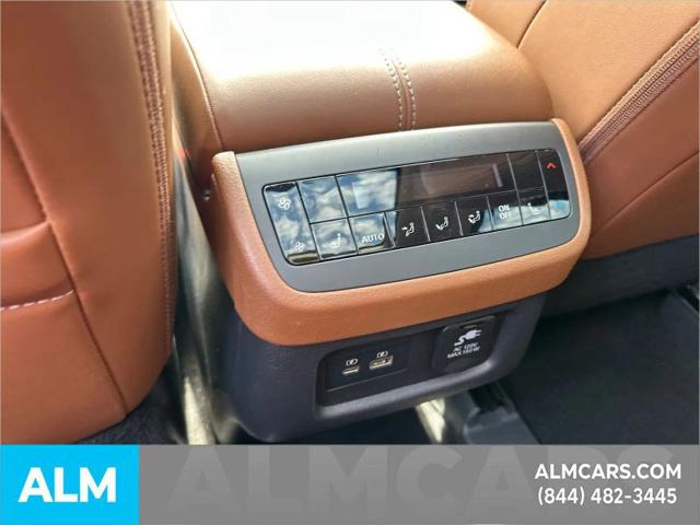 2025 Nissan Pathfinder Platinum FWD